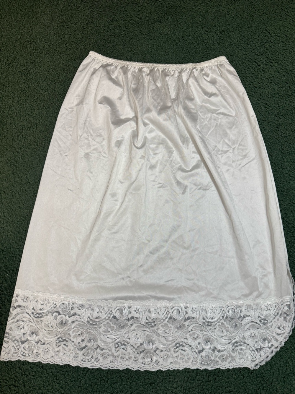 Vintage Vanity Fair half slip size Large